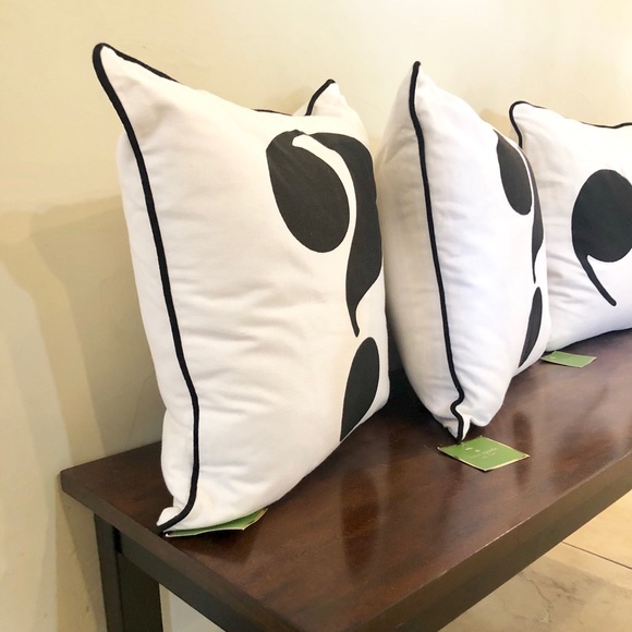 Kate Spade decorative Pillows - Picture 4 of 5